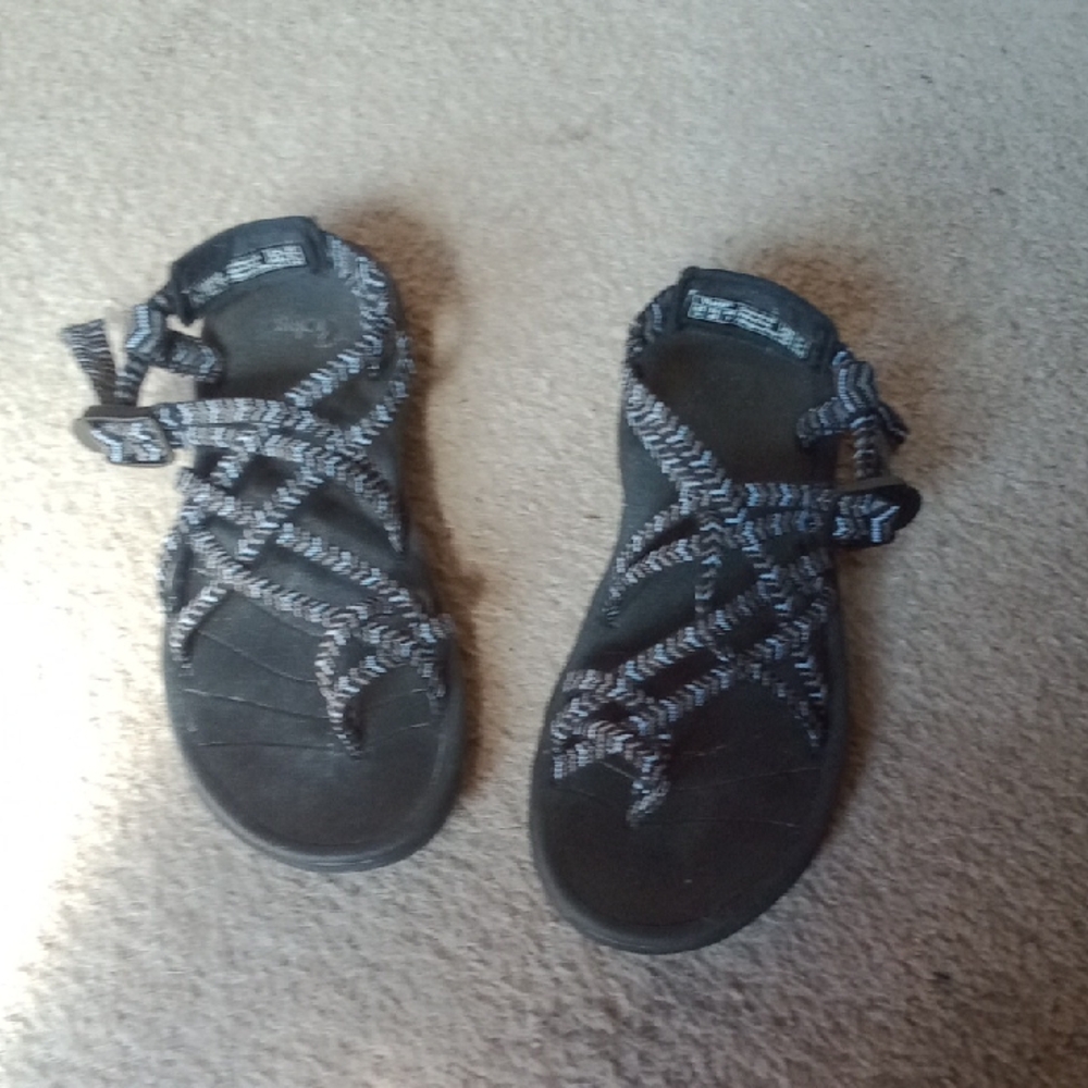 Viakix Sandals